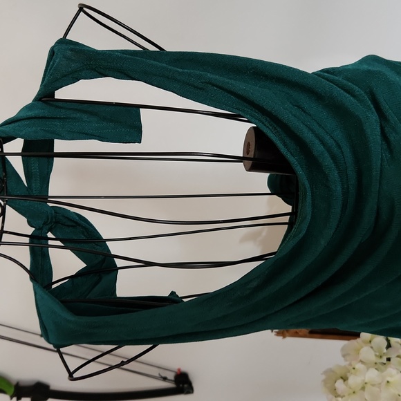 Adjustable strap emerald green sexy dress small - Picture 2 of 6